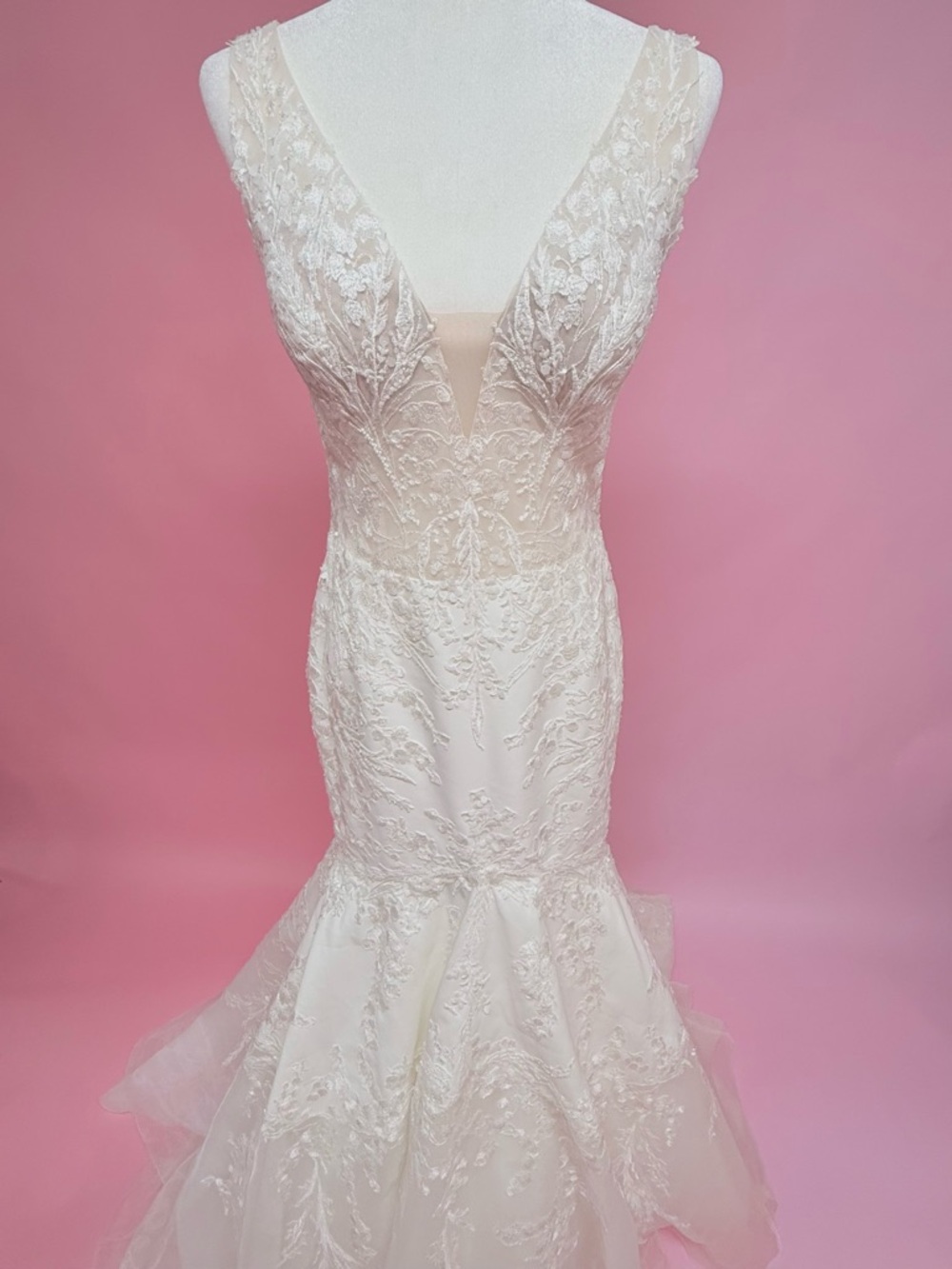 Justin Alexander Jolene Wedding Gown - Picture 11 of 15